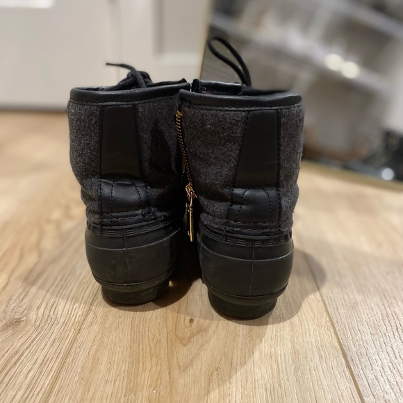 Tommy Hilfiger Roan Lace up duck boots - Picture 4 of 5